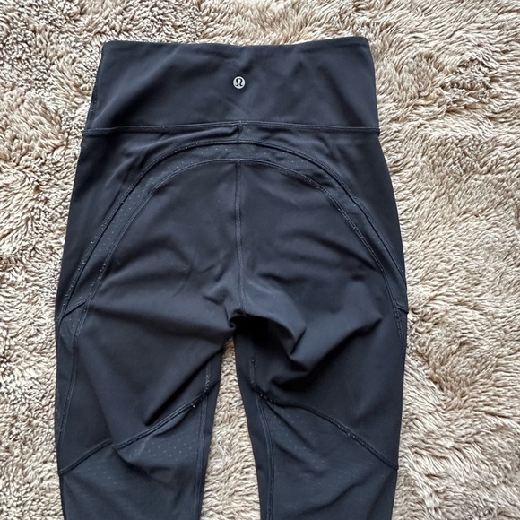 Lululemon High-Rise Leggings - Picture 13 of 14